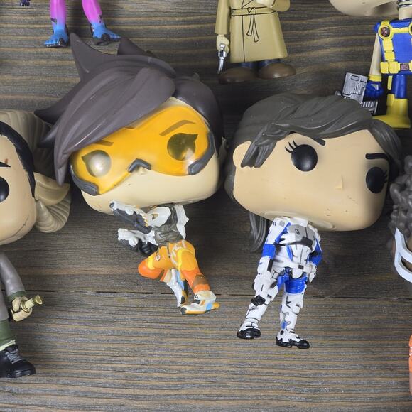 25+ Random Funko Pops - Out Of Box - As-is - Picture 3 of 14